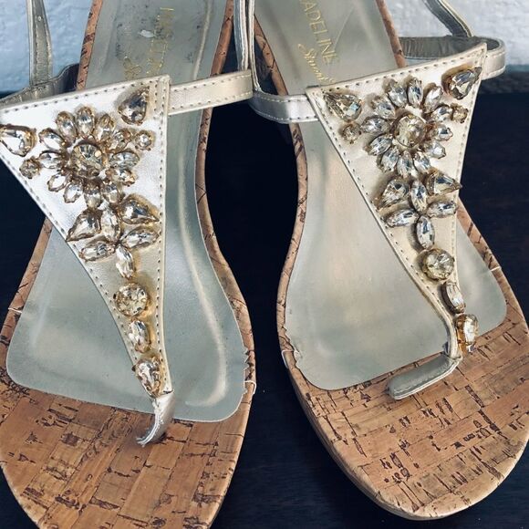 Madeline Stuart Gold Jeweled Wedge Sandals 7.5 - Picture 3 of 8